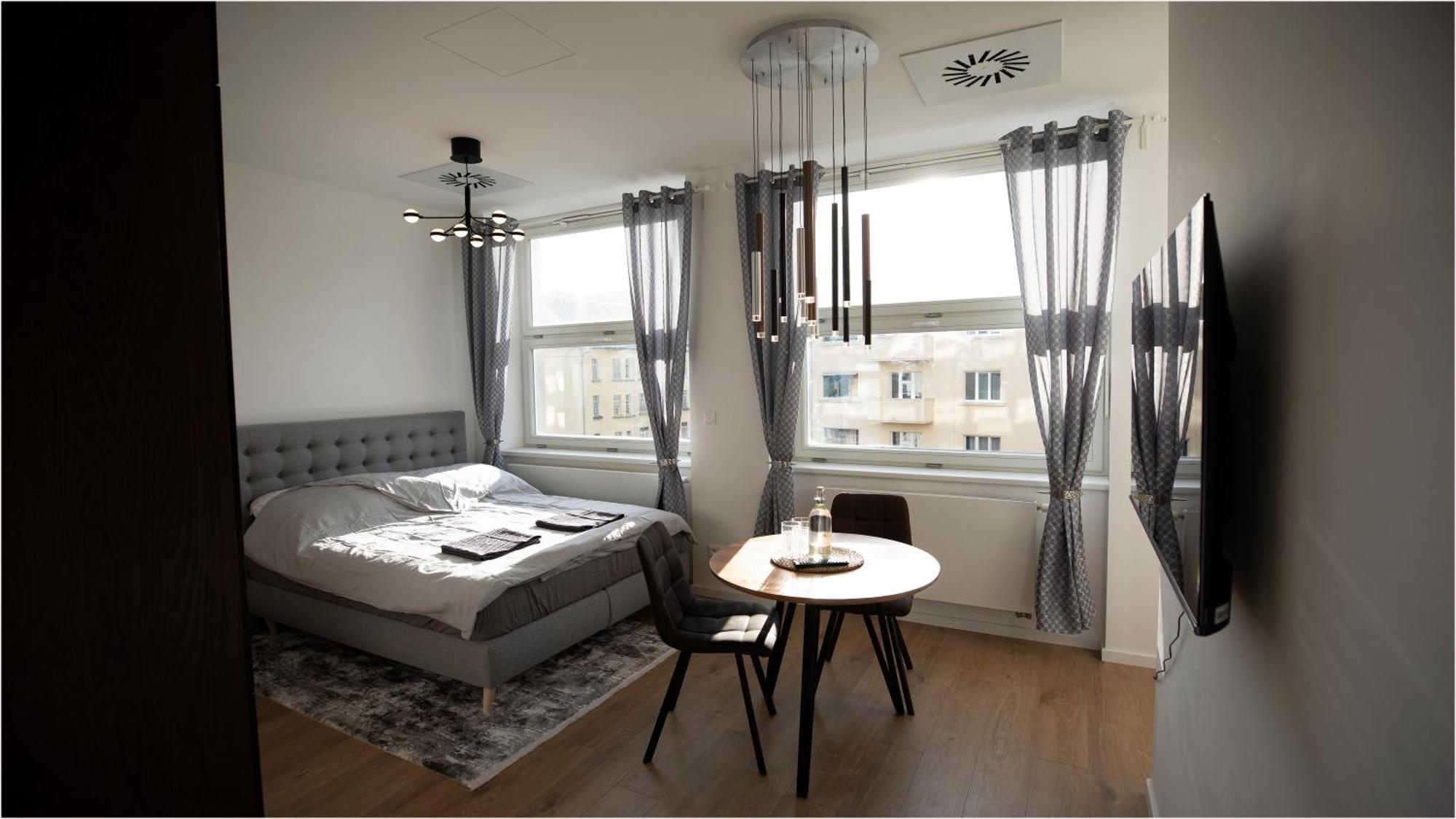 Luxury Apartment In City Centrum By Ota Group Братислава Екстер'єр фото