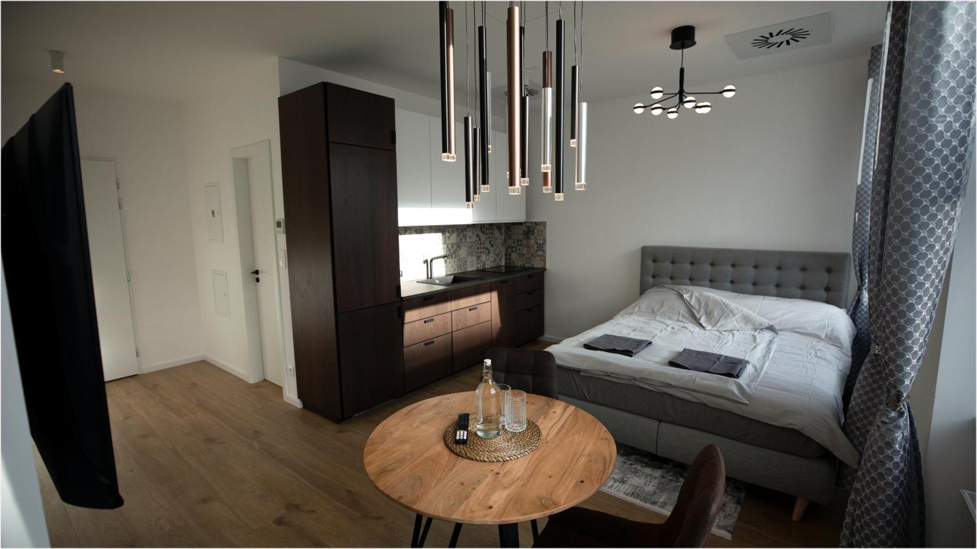 Luxury Apartment In City Centrum By Ota Group Братислава Екстер'єр фото